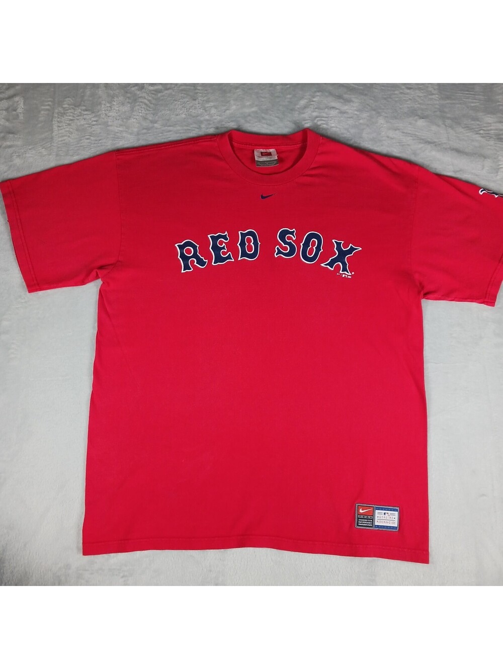 Boston Red Sox Nike Team MLB  T-Shirt Red Men’s Large Vintage Y2K  2004